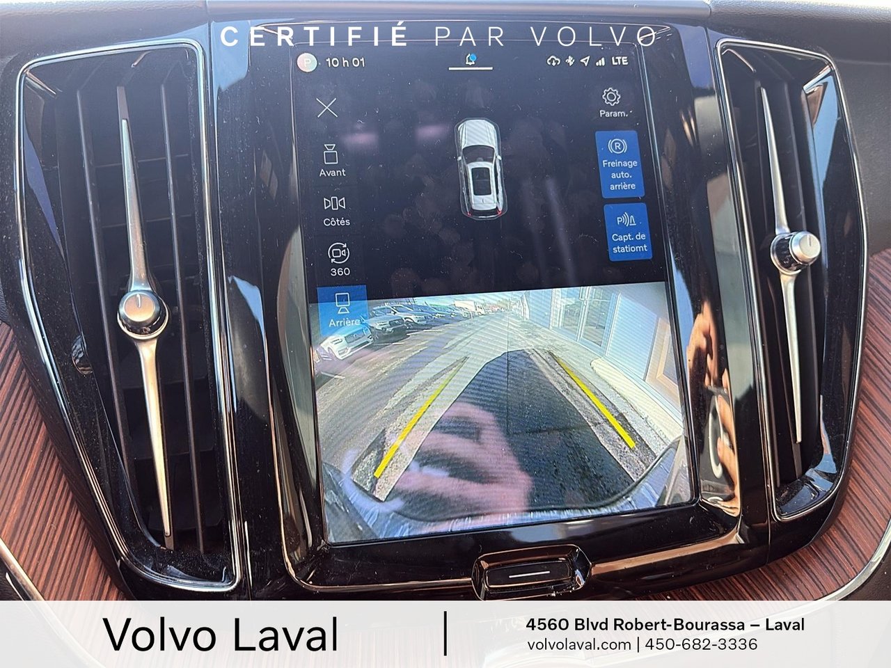 2023 Volvo XC60 - Image 14
