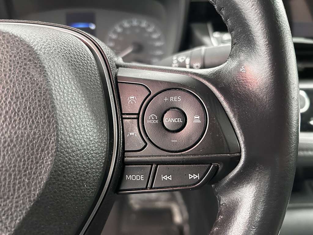 2023 Toyota Corolla - Image 19