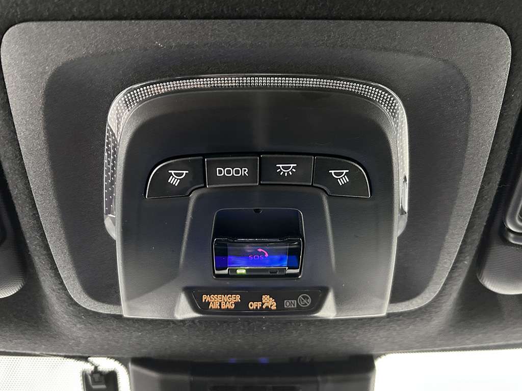 2023 Toyota Corolla - Image 23