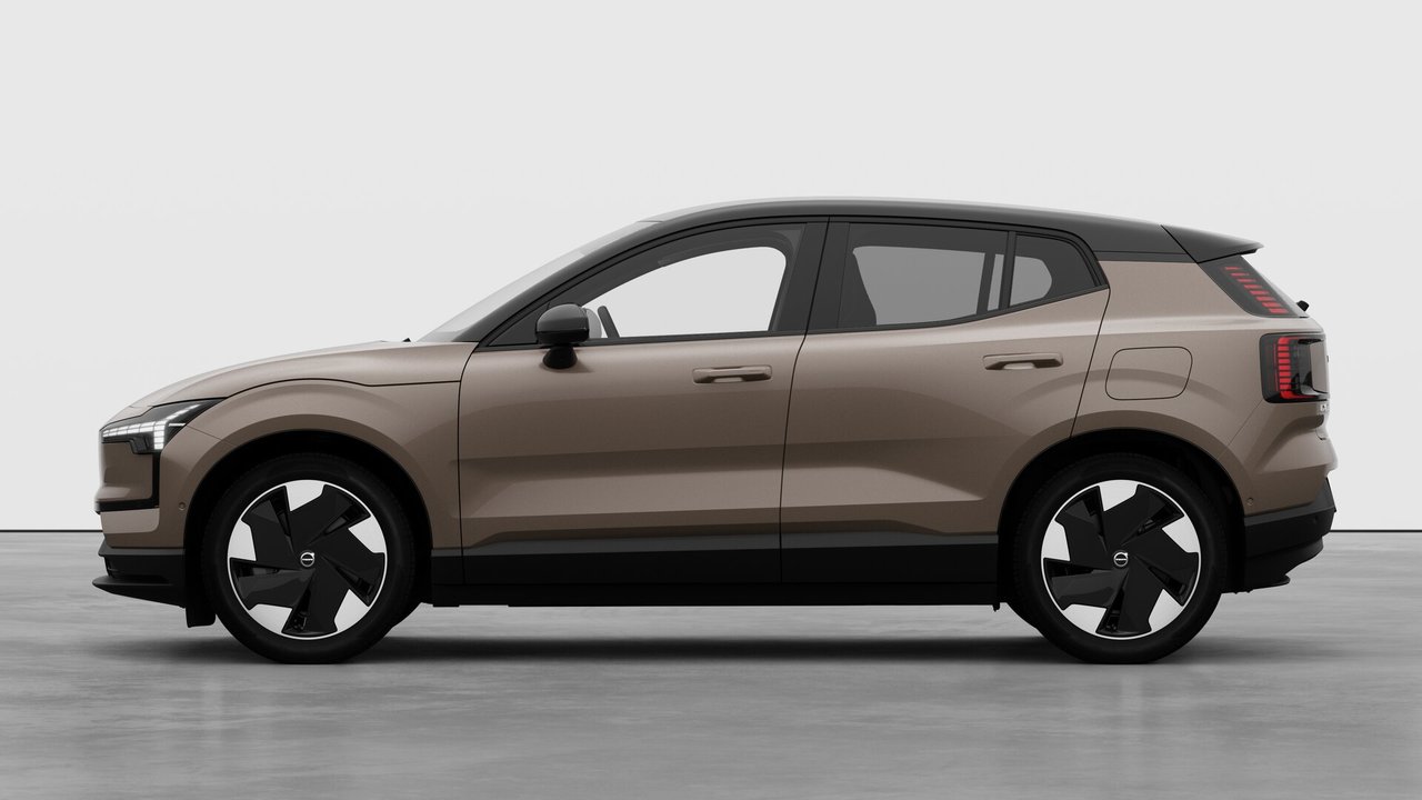 2026 Volvo EX30 - Image 8