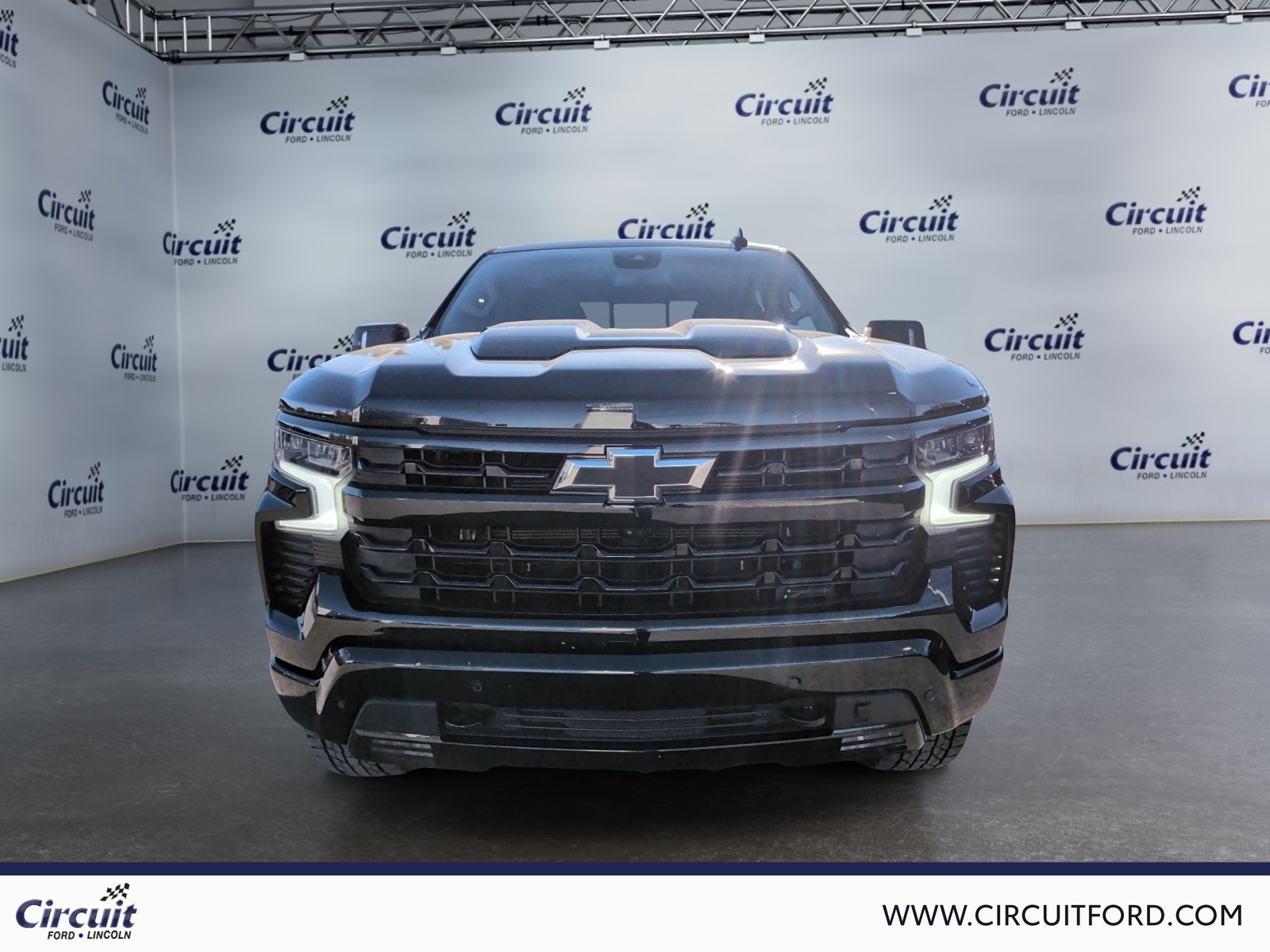 2025 Chevrolet Silverado 1500 - Image 2