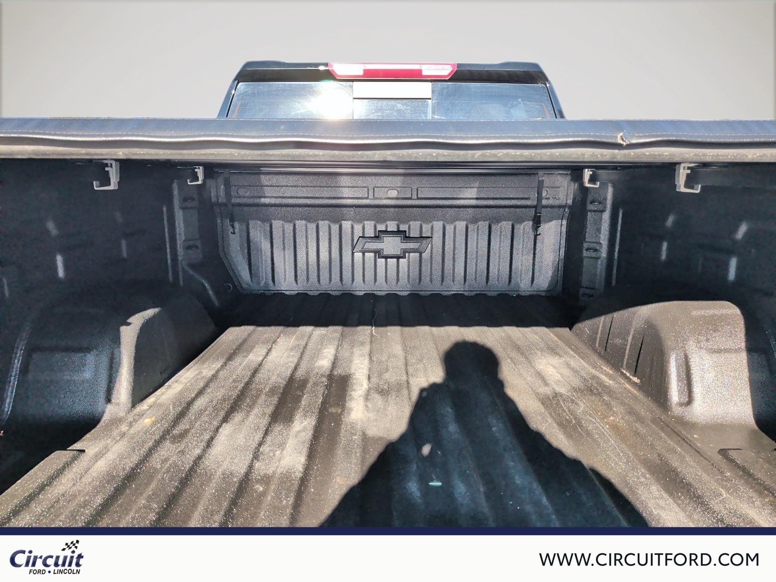 2025 Chevrolet Silverado 1500 - Image 7