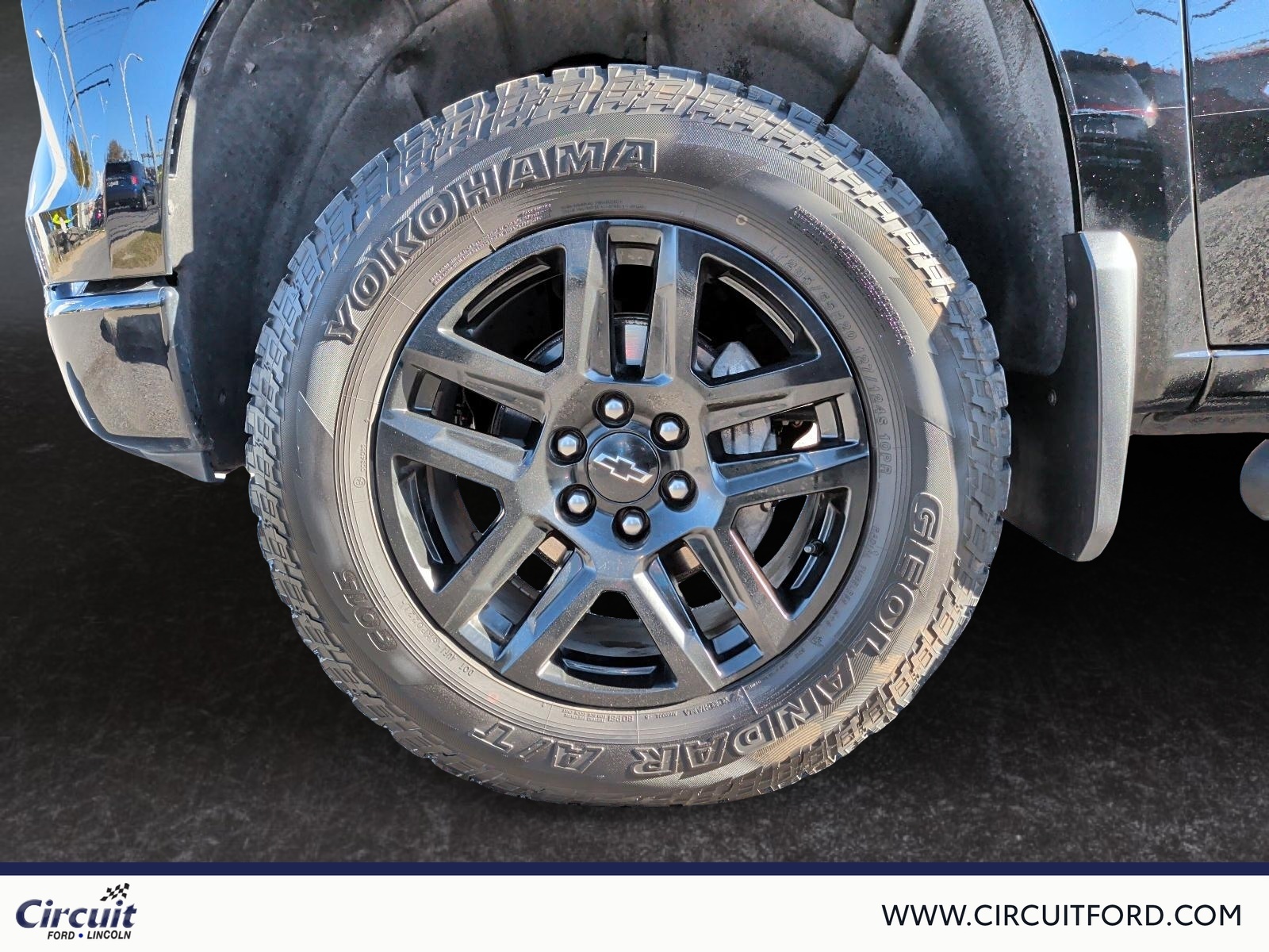 2025 Chevrolet Silverado 1500 - Image 8