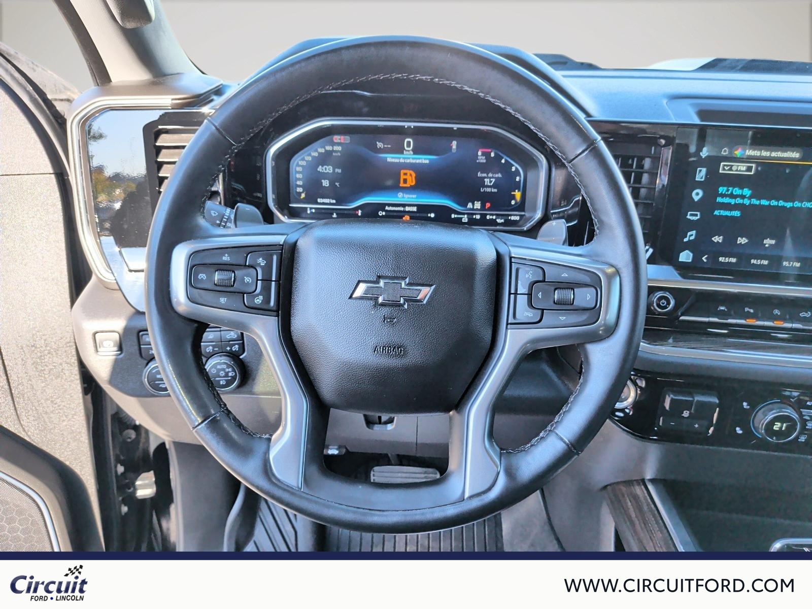2025 Chevrolet Silverado 1500 - Image 12