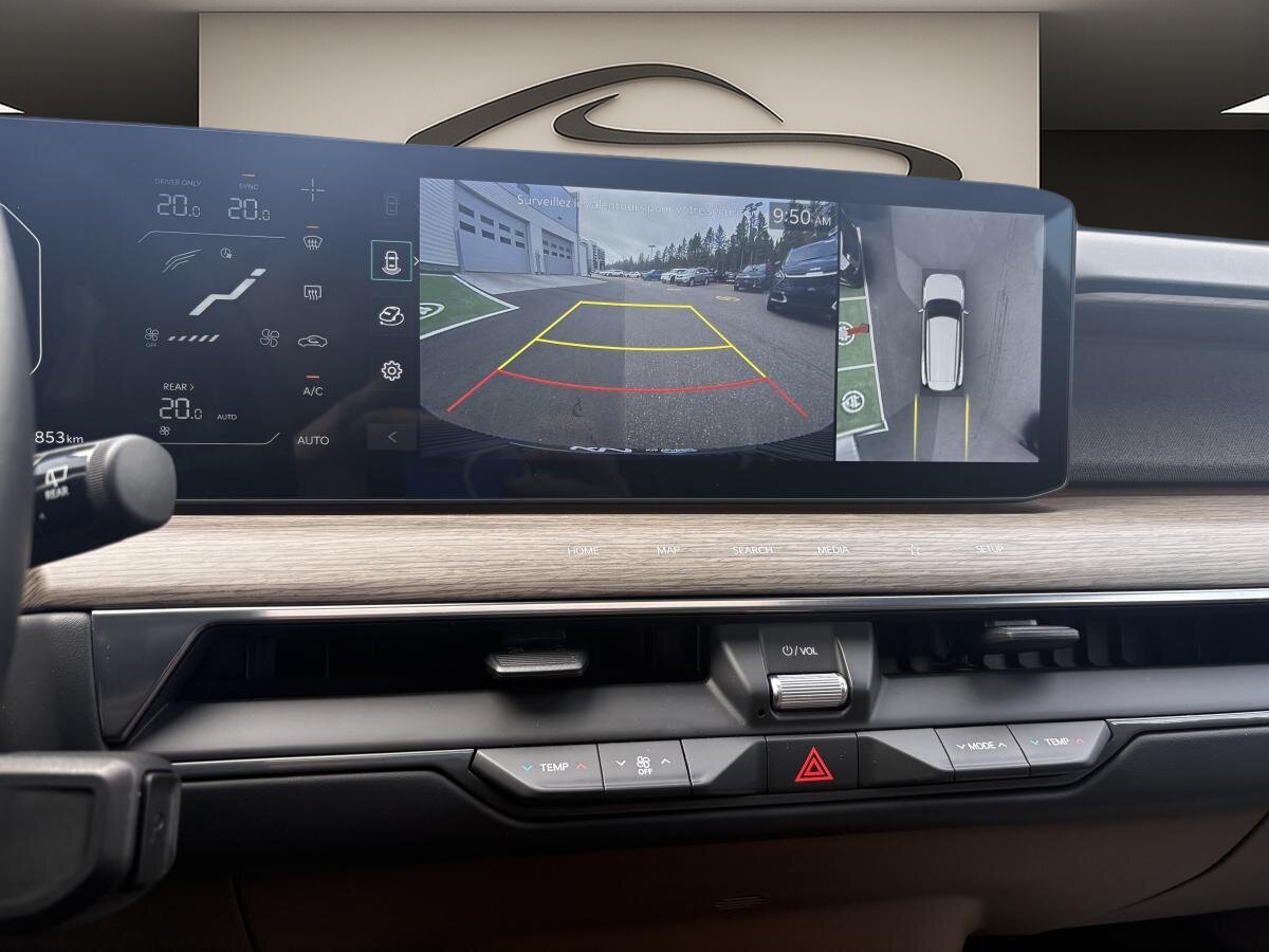 2025 Kia EV9 - Image 19