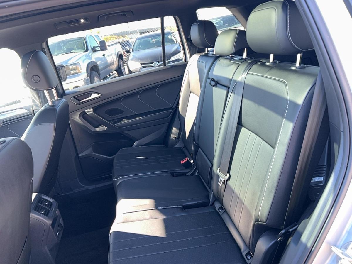 2023 Volkswagen Tiguan - Image 16