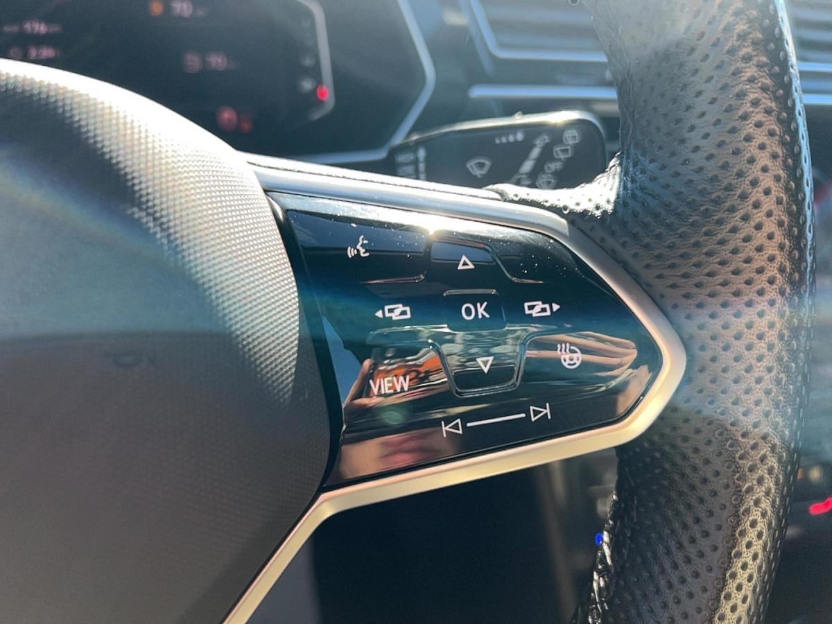 2023 Volkswagen Tiguan - Image 23