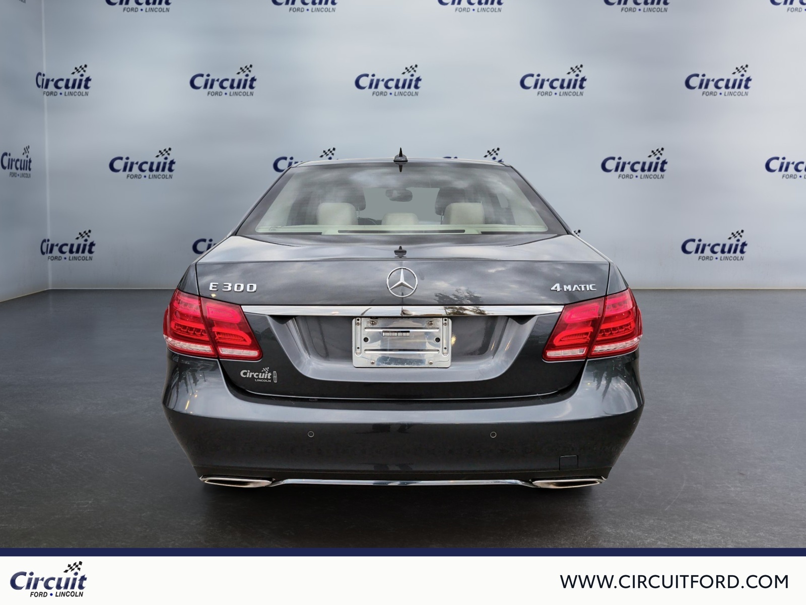 2014 Mercedes-Benz E 300 - Image 4