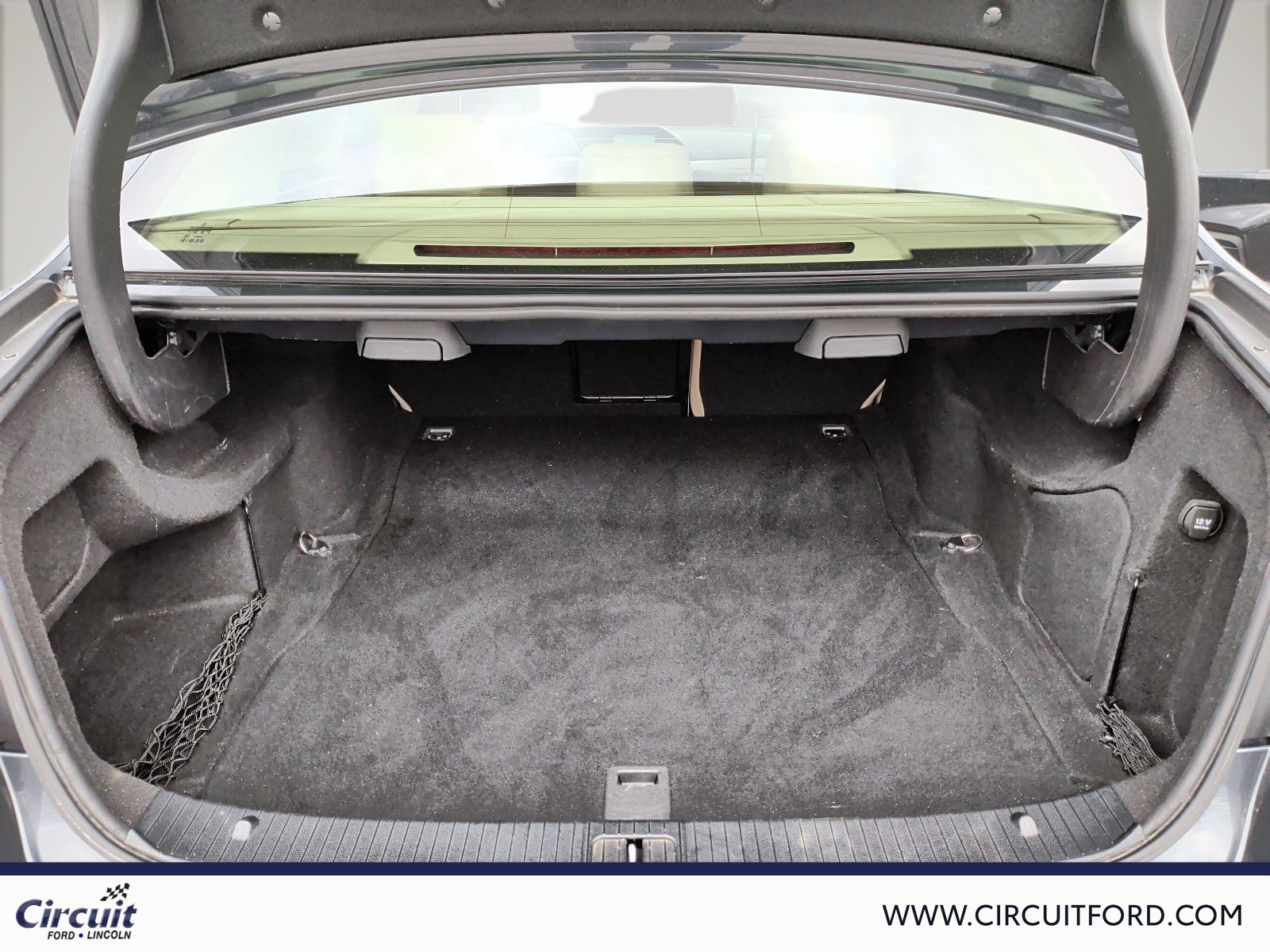 2014 Mercedes-Benz E 300 - Image 7