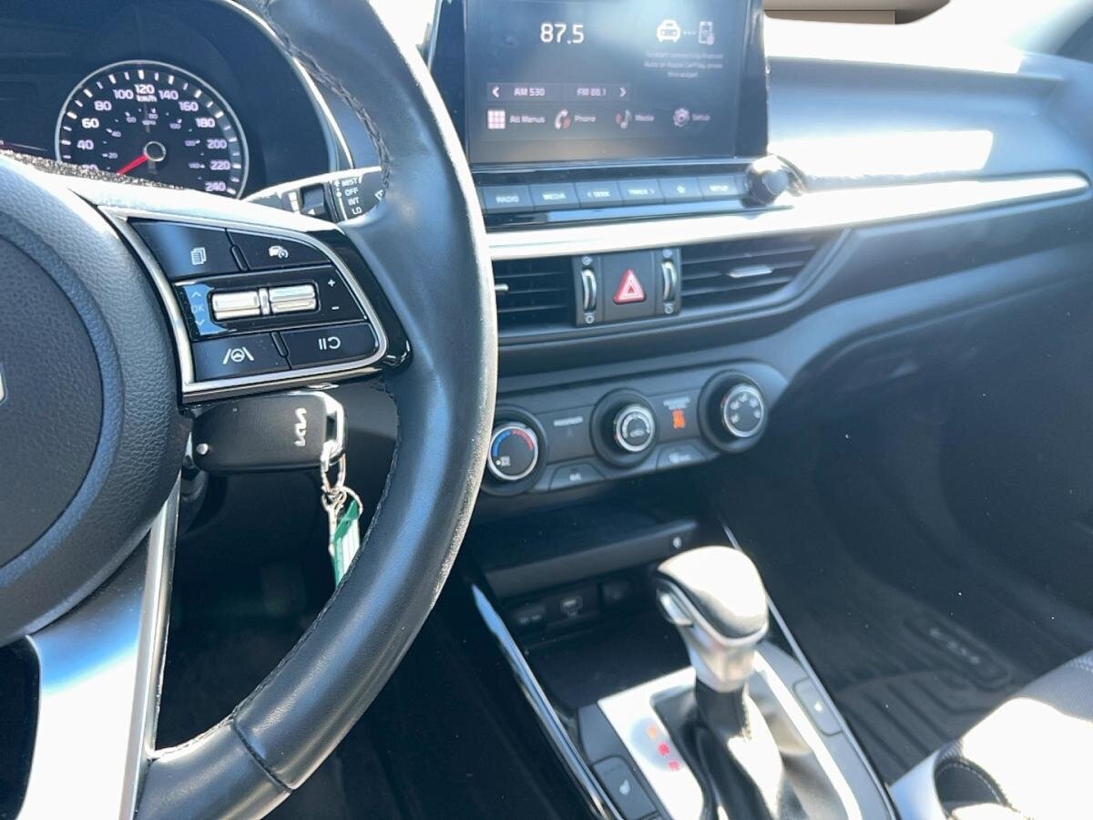 2024 Kia Forte - Image 18