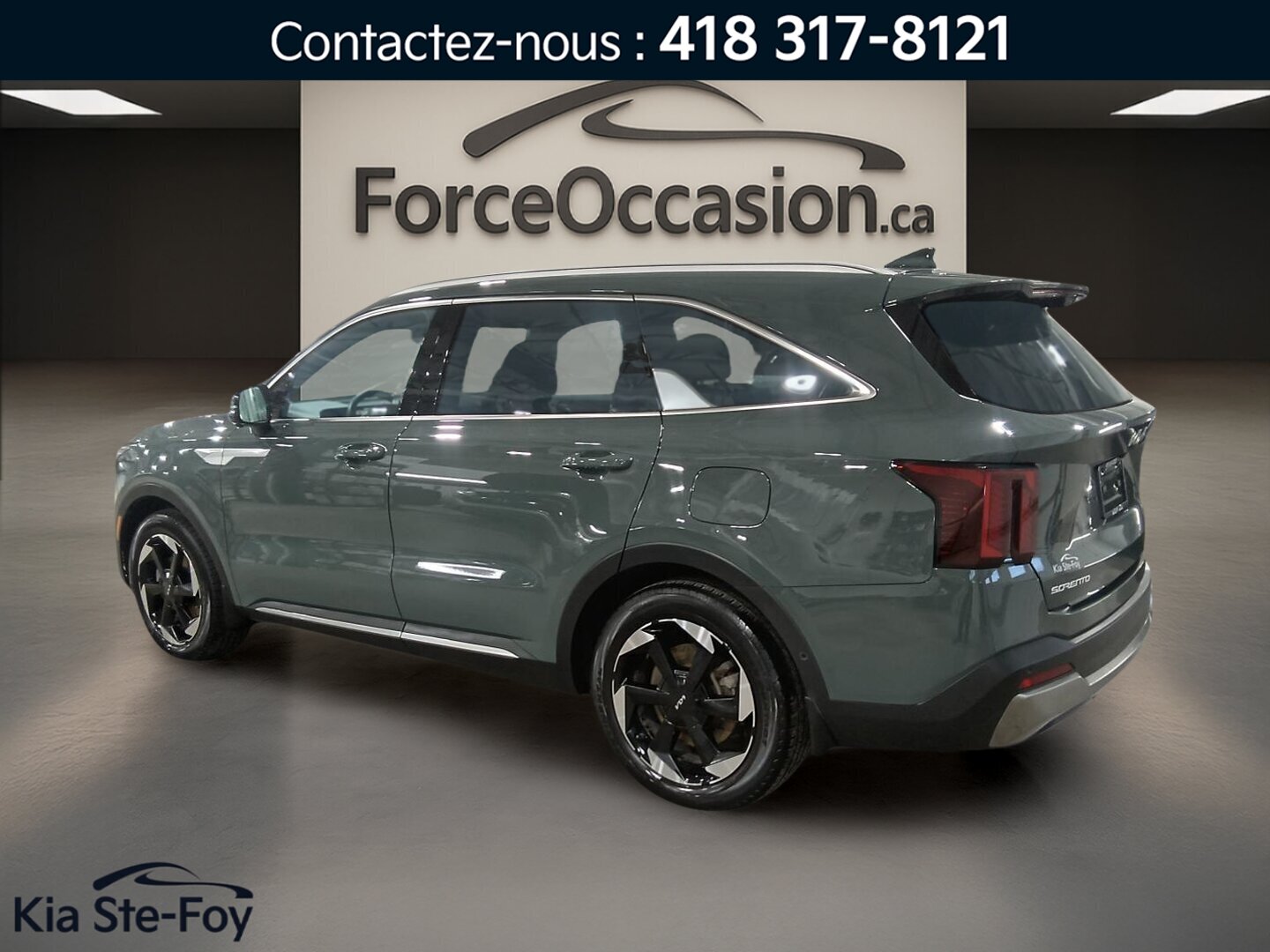 2025 Kia Sorento HEV - Image 2
