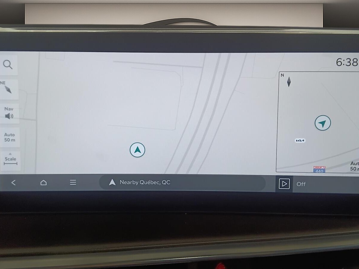 2025 Kia Sorento HEV - Image 25