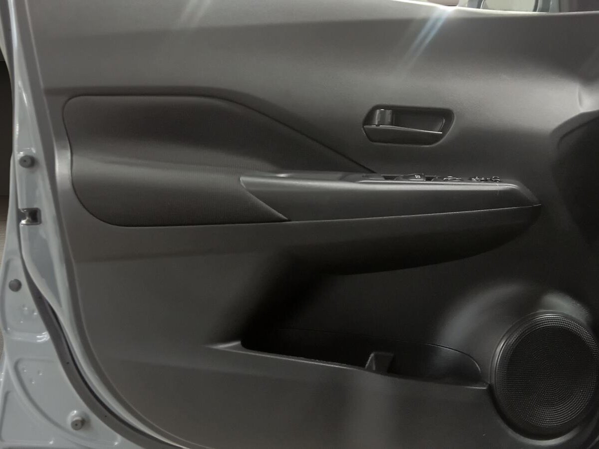2023 Nissan Kicks - Image 15