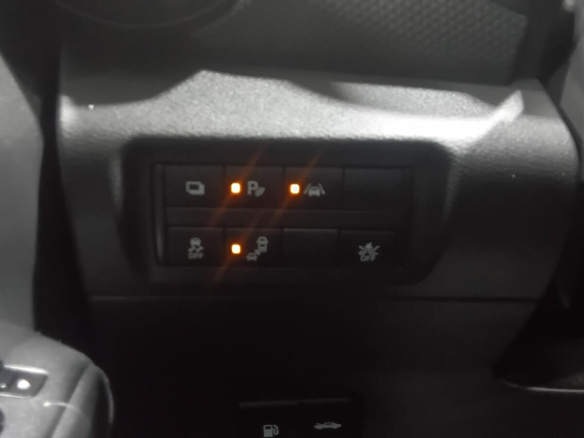 2023 Nissan Kicks - Image 29