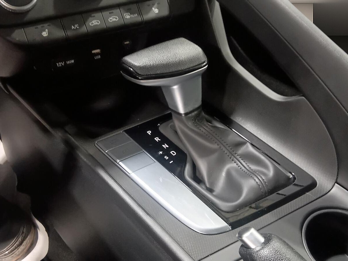2026 Hyundai Elantra - Image 22