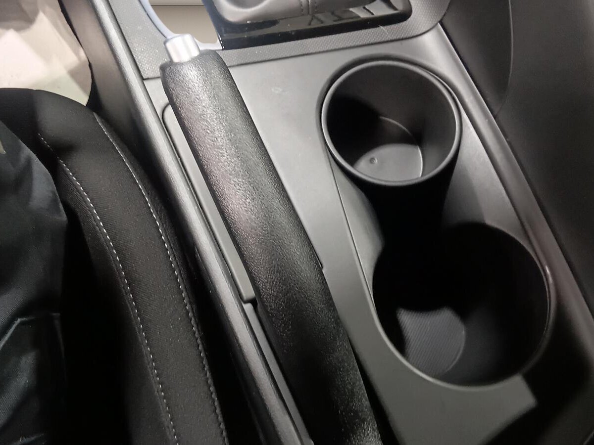 2026 Hyundai Elantra - Image 32