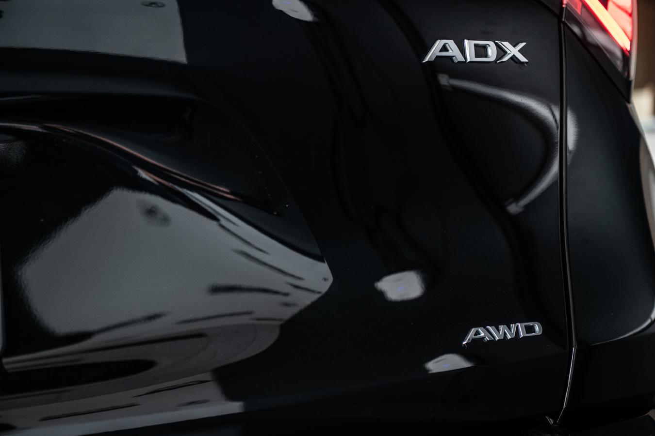 2025 Acura ADX - Image 10