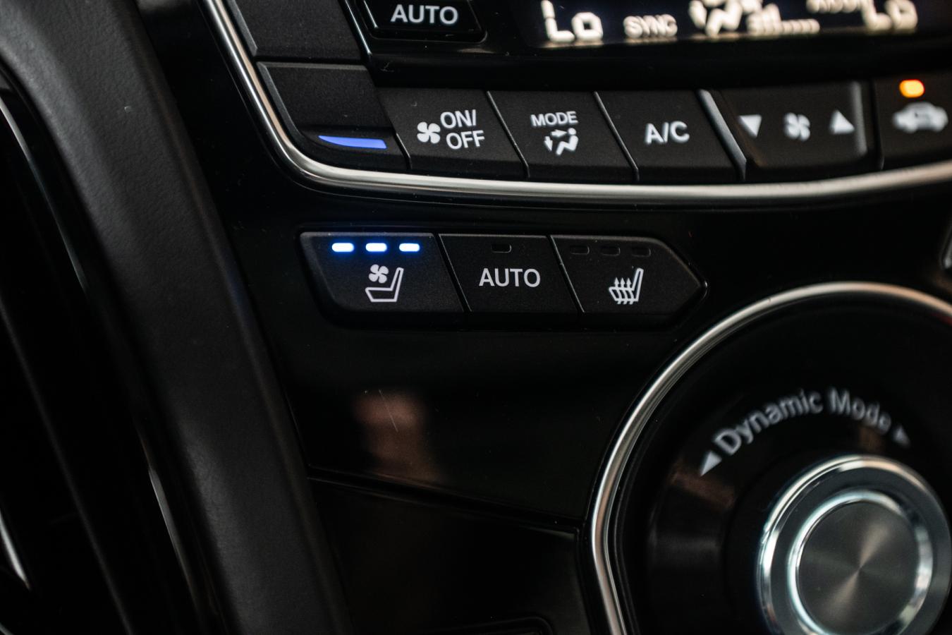 2024 Acura RDX - Image 25