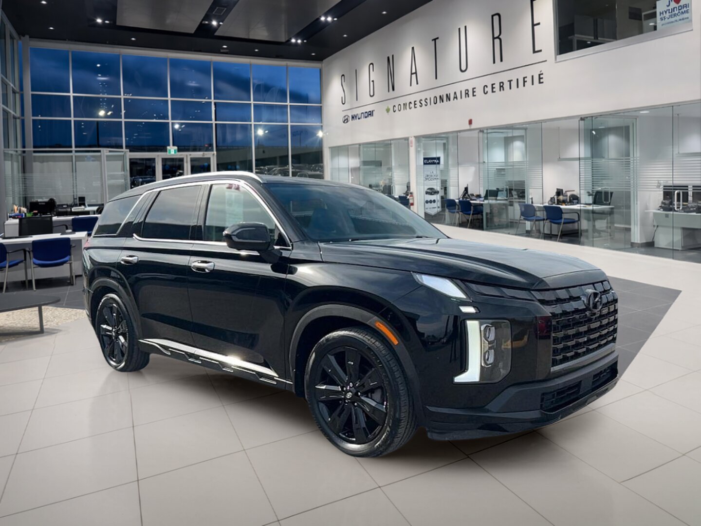 2023 Hyundai Palisade - Image 3