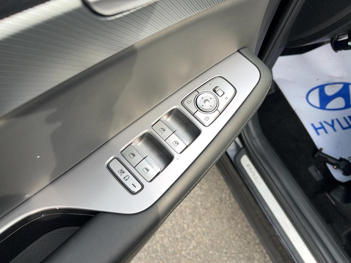 2023 Hyundai Palisade - Image 15