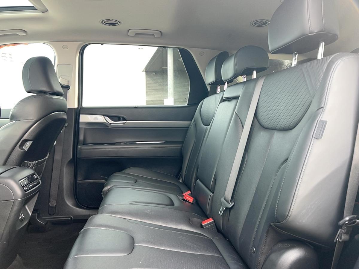 2023 Hyundai Palisade - Image 18