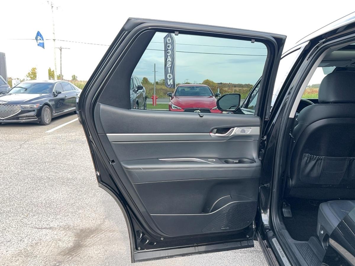 2023 Hyundai Palisade - Image 21