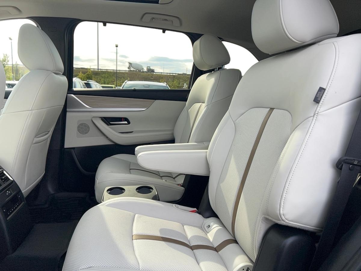 2024 Mazda CX-90 MHEV - Image 17