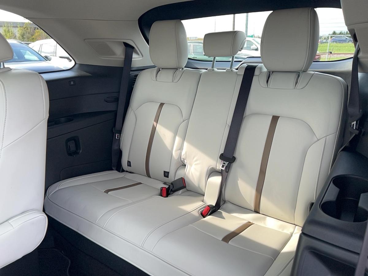 2024 Mazda CX-90 MHEV - Image 18