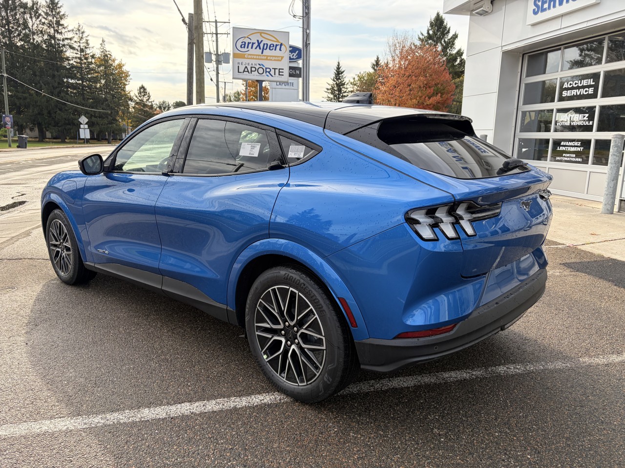 2026 Ford Mustang Mach-E - Image 4