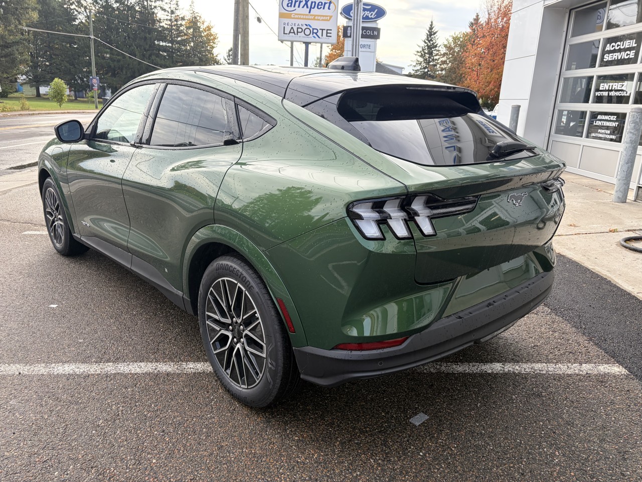 2026 Ford Mustang Mach-E - Image 5