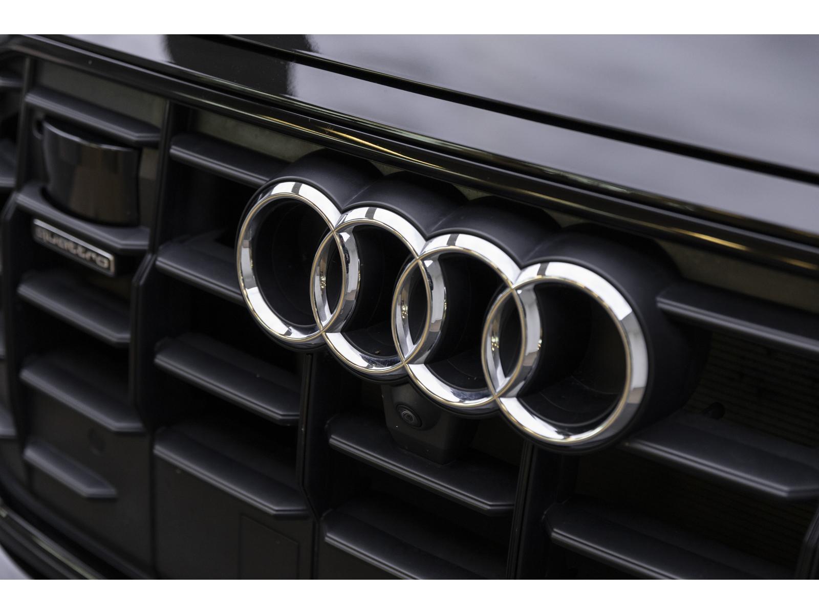 2023 Audi Q8 - Image 5