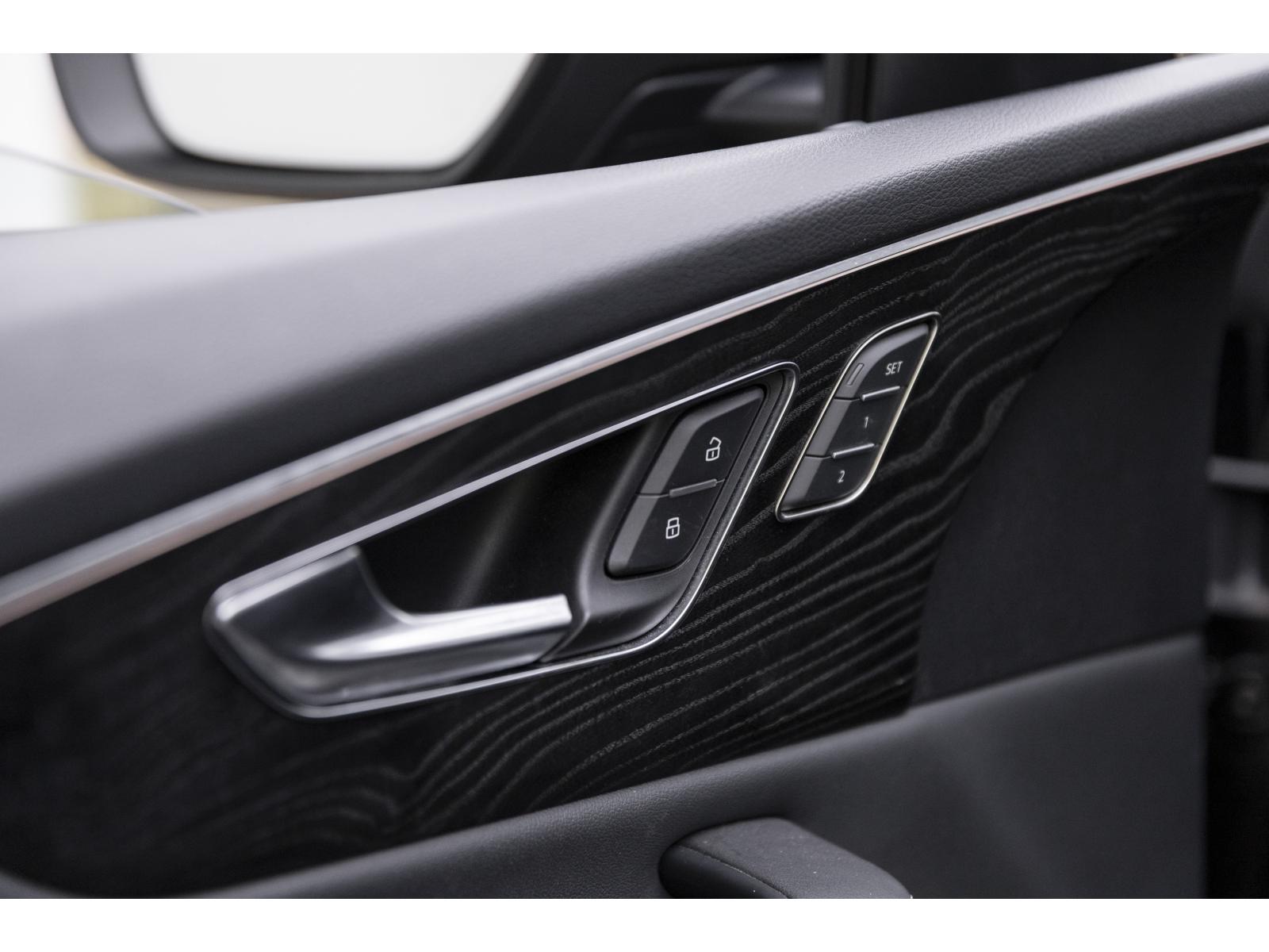 2023 Audi Q8 - Image 22