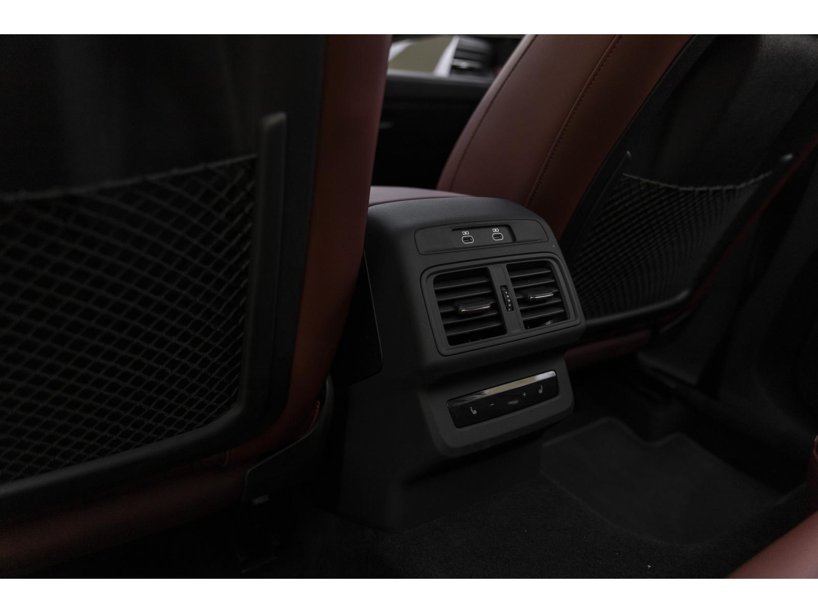 2025 Audi SQ5 - Image 15