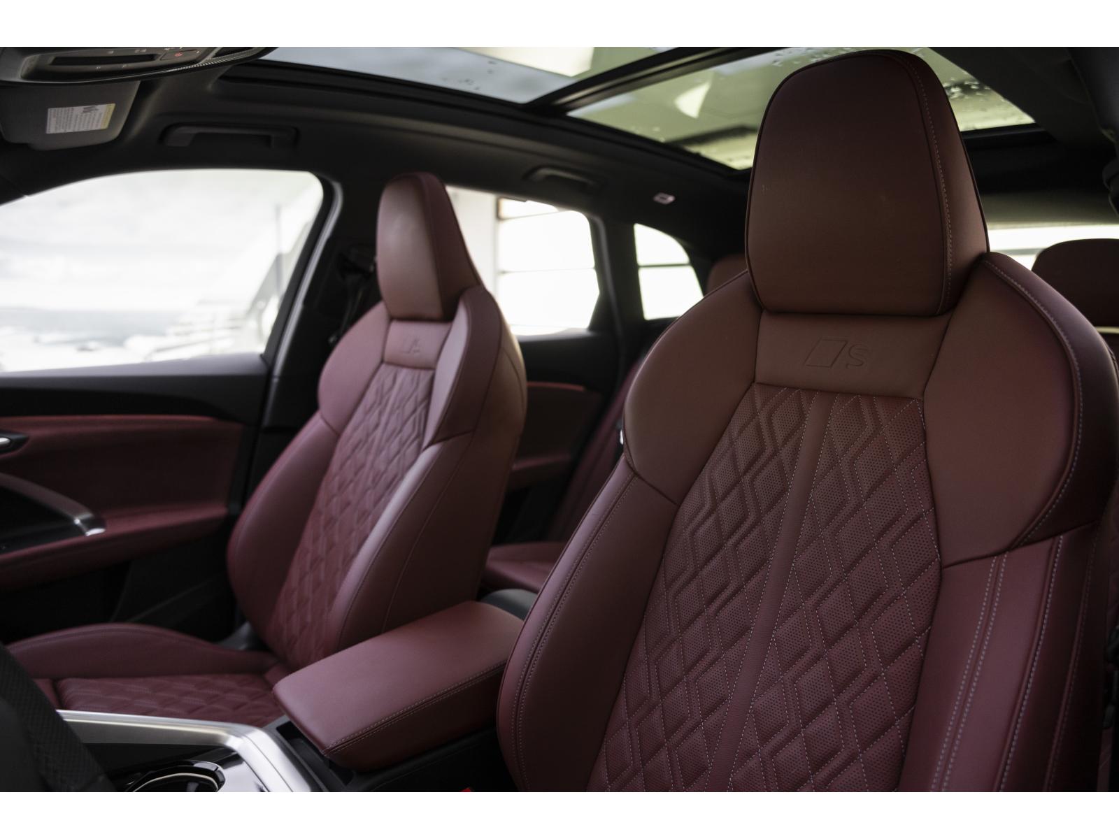 2025 Audi SQ5 - Image 16
