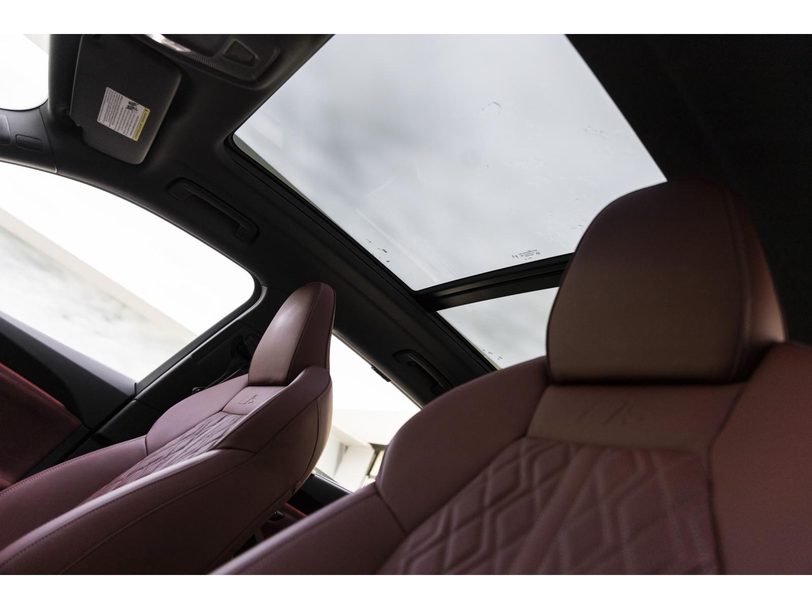 2025 Audi SQ5 - Image 29