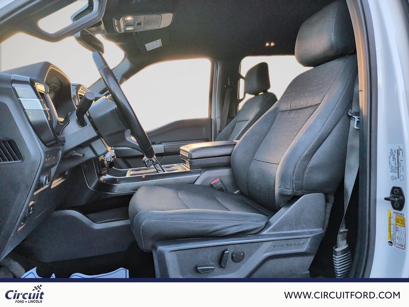 2022 Ford F-150 - Image 9