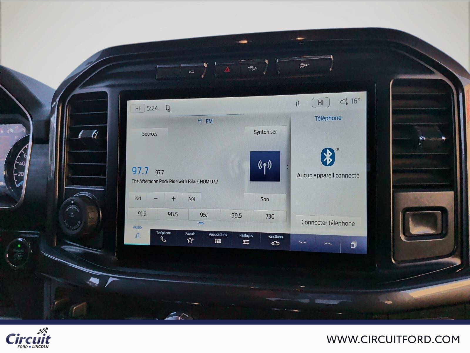 2022 Ford F-150 - Image 19