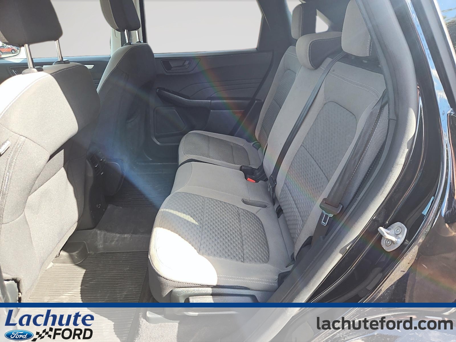 2022 Ford Escape Hybrid - Image 20