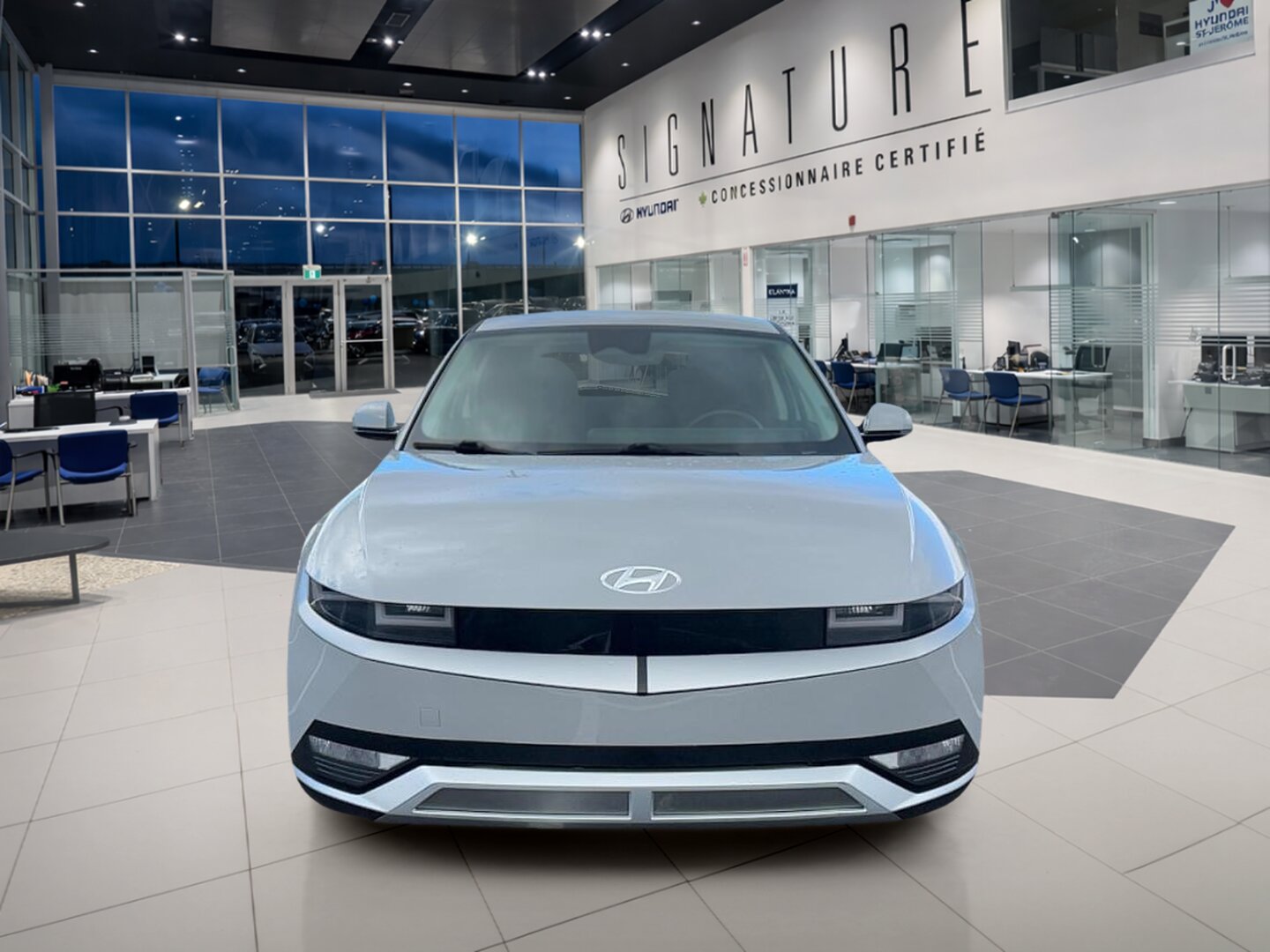 2023 Hyundai IONIQ 5 - Image 2