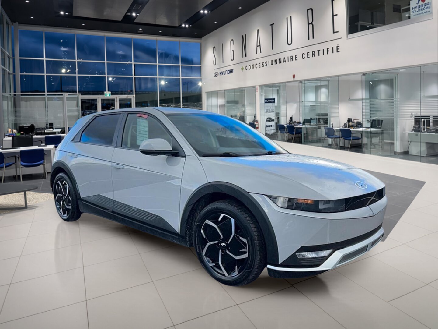 2023 Hyundai IONIQ 5 - Image 3