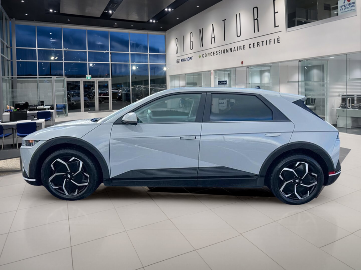 2023 Hyundai IONIQ 5 - Image 8