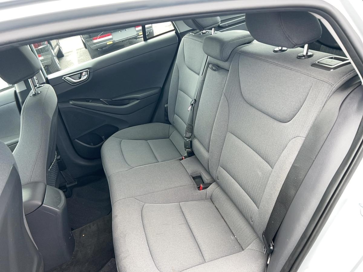 2020 Hyundai IONIQ Electric - Image 16