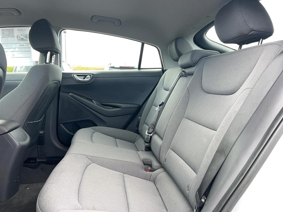 2020 Hyundai IONIQ Electric - Image 17
