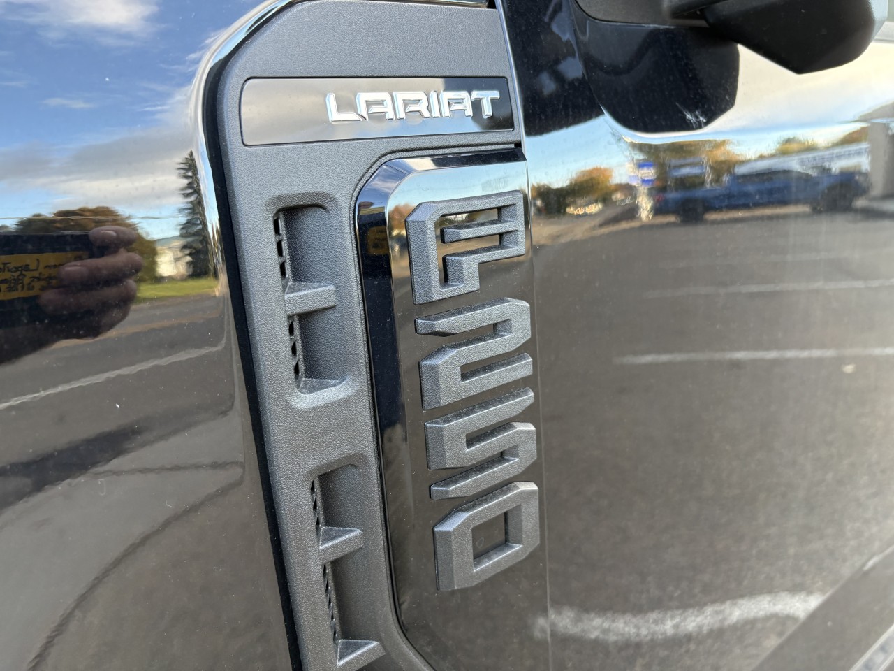 2027 Ford Super Duty F-250 SRW - Image 15
