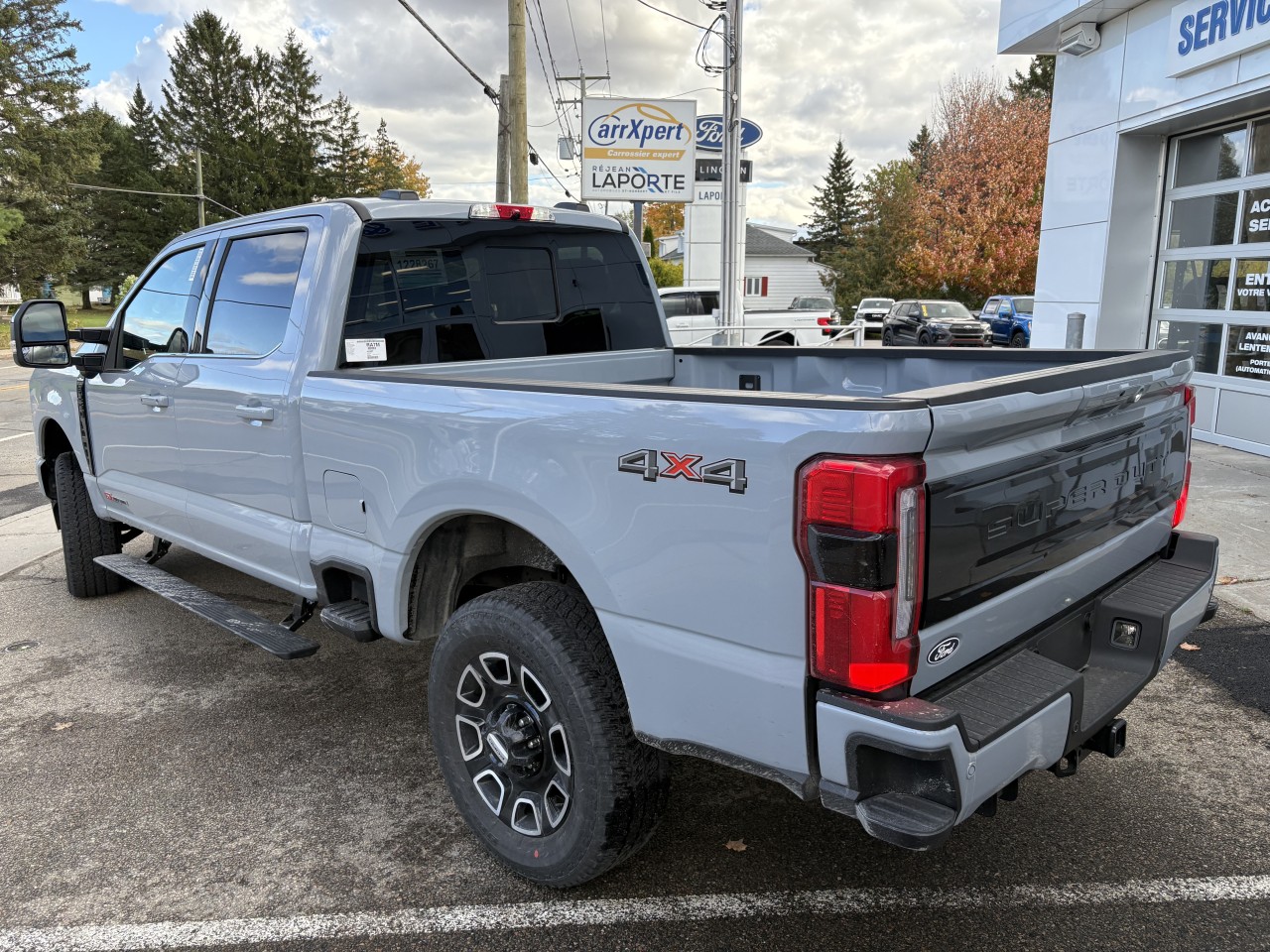 2027 Ford Super Duty F-250 SRW - Image 4