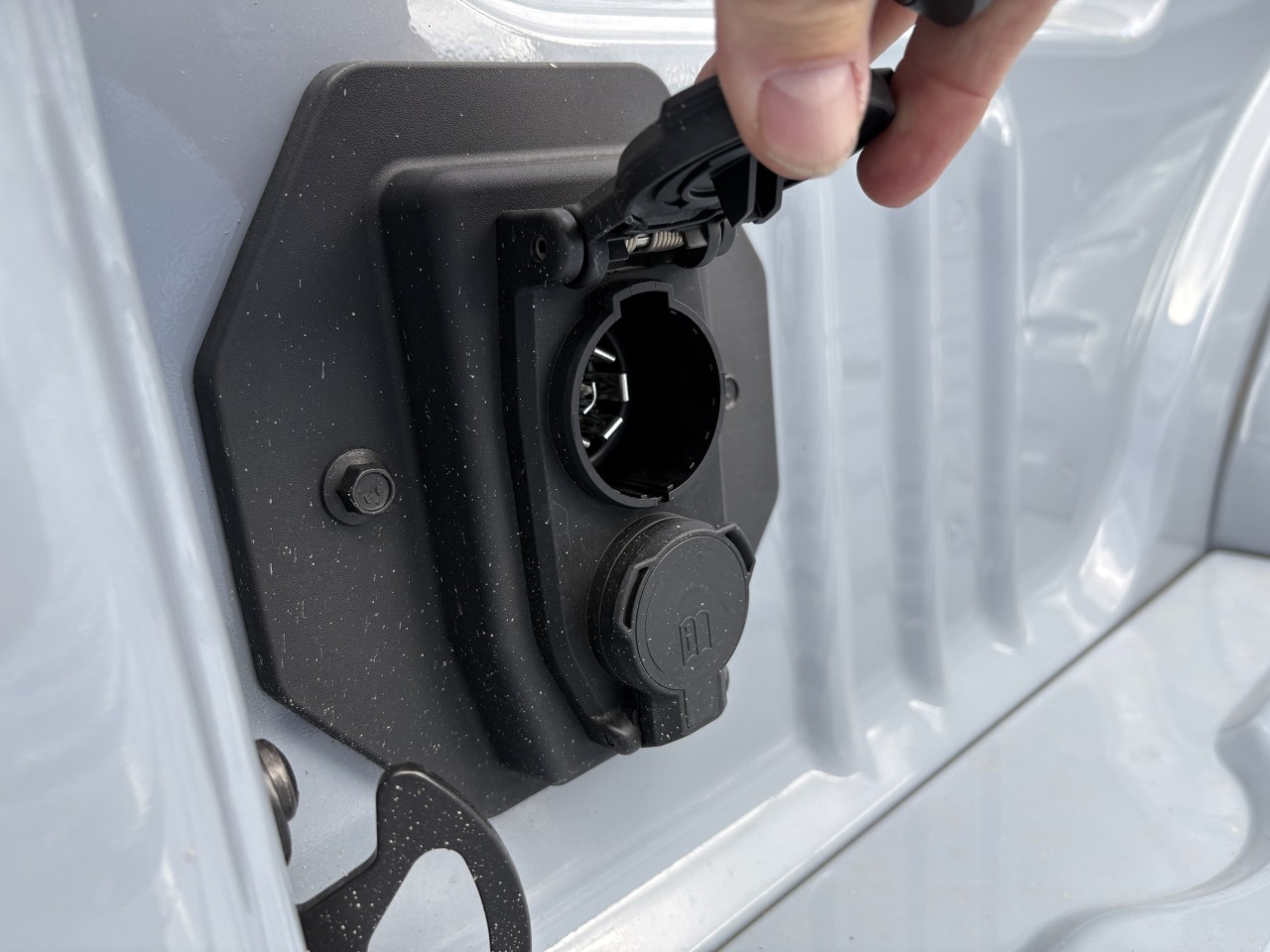 2027 Ford Super Duty F-250 SRW - Image 7
