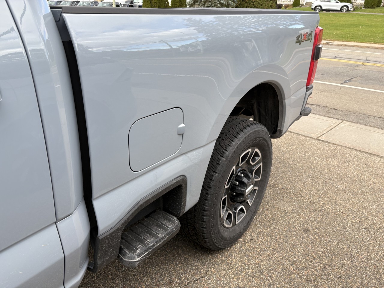 2027 Ford Super Duty F-250 SRW - Image 18