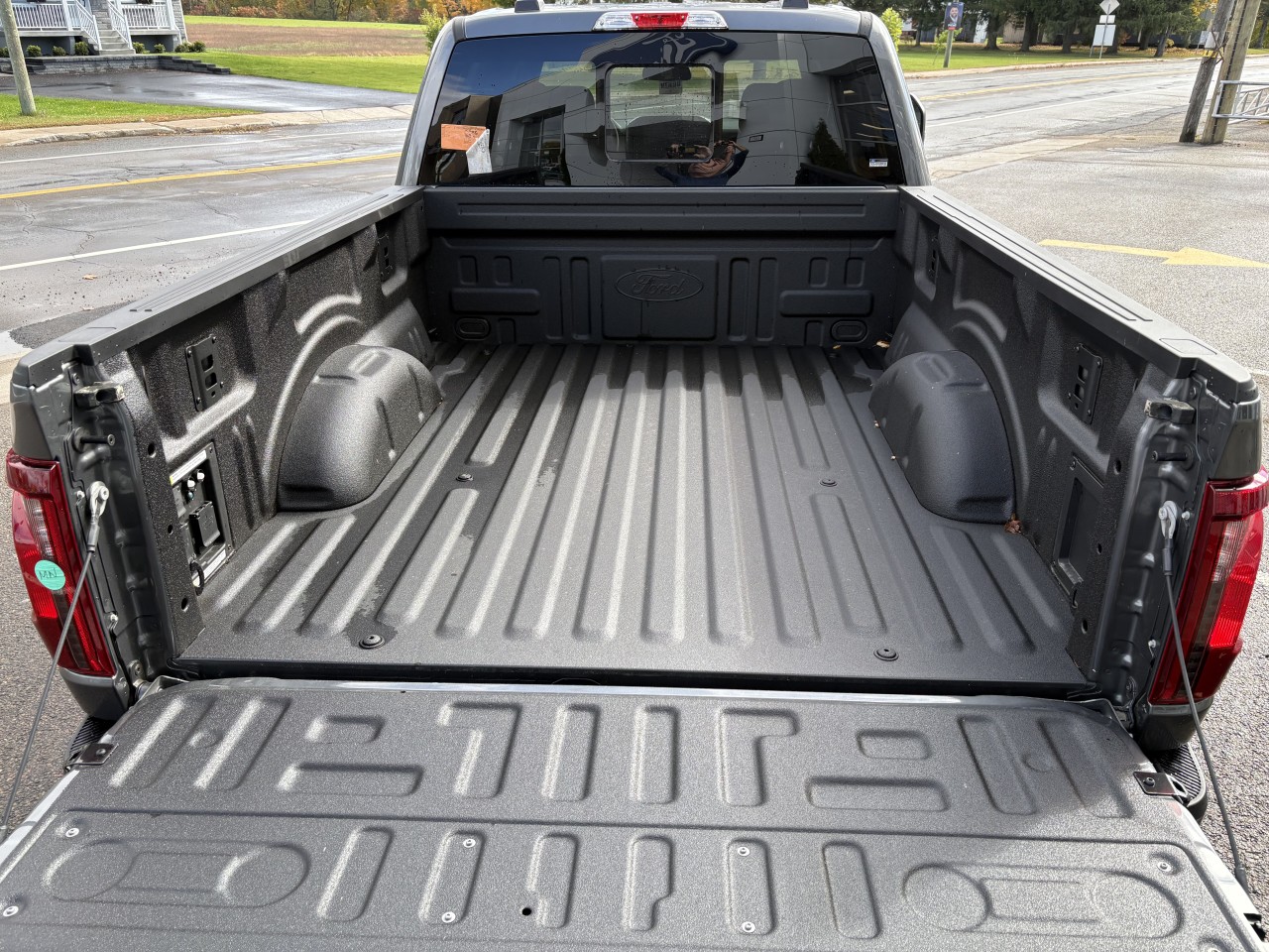 2026 Ford F-150 - Image 5