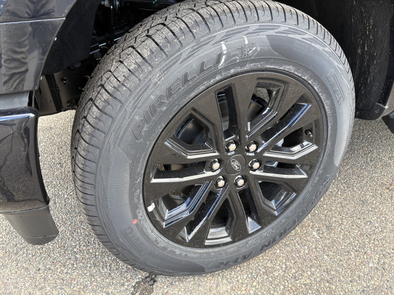 2026 Ford F-150 - Image 15