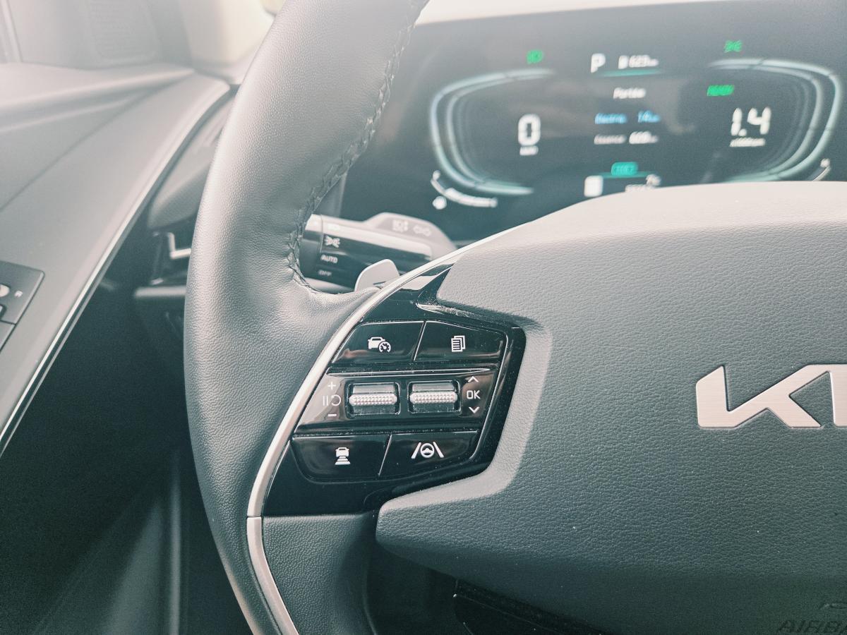 2023 Kia Niro - Image 14